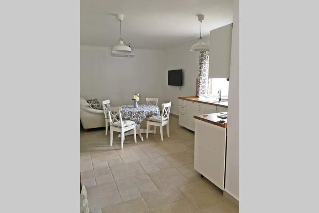 R Cottage Jacuzzival 발라톤페니베스 외부 사진